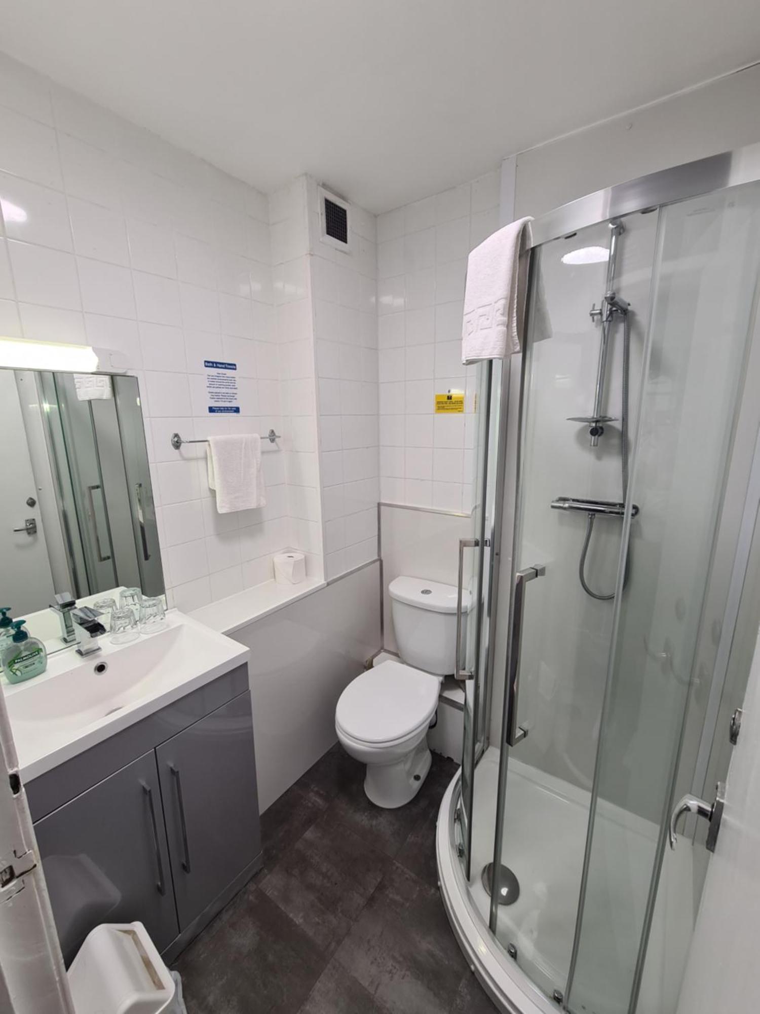 Northumberland Hotel — Photos 1